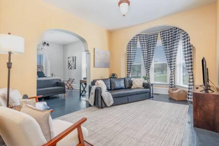 Beautiful Downstairs 1Bed 1Bth Charmer- Pet Friendly Michigan City Exteriér fotografie